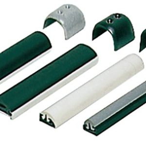 Estribo de frotamiento de plástico rígido y duradero, equipado con inserto de PVC flexible